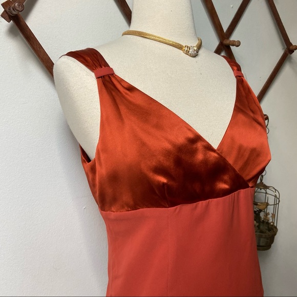 Kenneth Cole • Silk Sleeveless Blouse - Picture 4 of 8